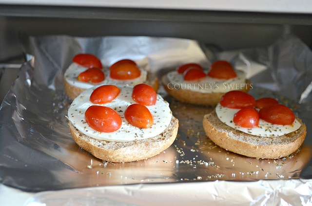 Mini Bagel Pizza