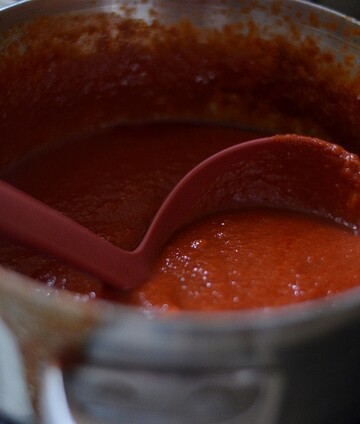 Quick and Easy Tomato Sauce Recipe