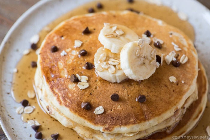 banana chocolate chip pancakes with oatmeal