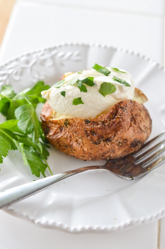 baked potato with sour cream