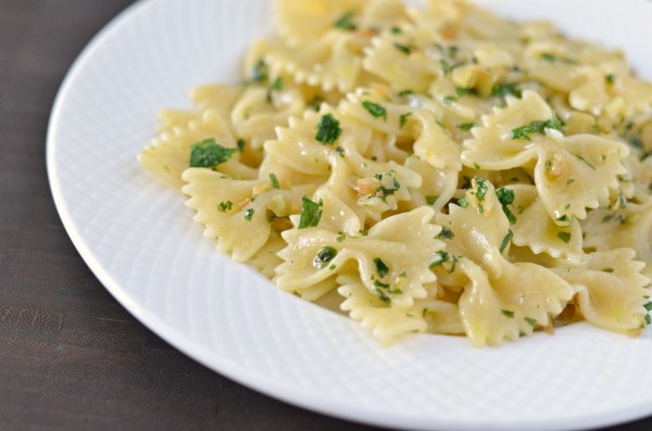  Bow-ties with Parsley Garlic Butter Sauce recipe