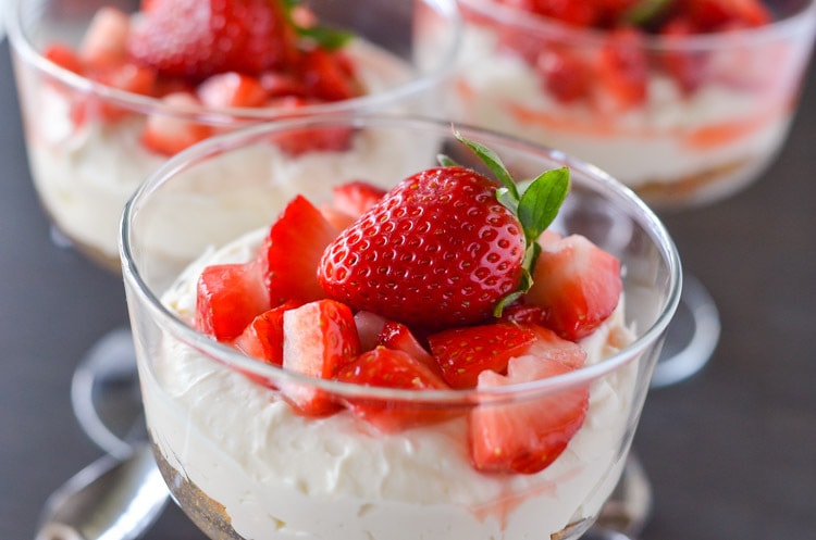 strawberry cheesecake no bake