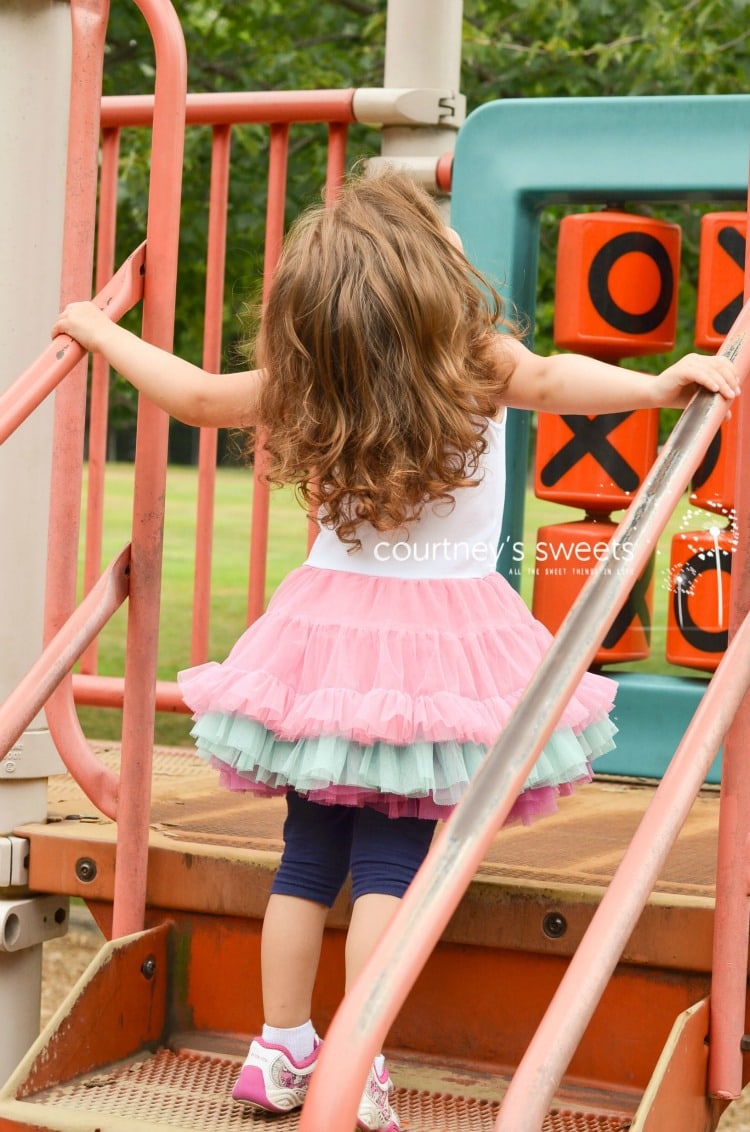 No More Knots Plus Homemade Detangler / Our Daily Routine to Keep Knots Away!