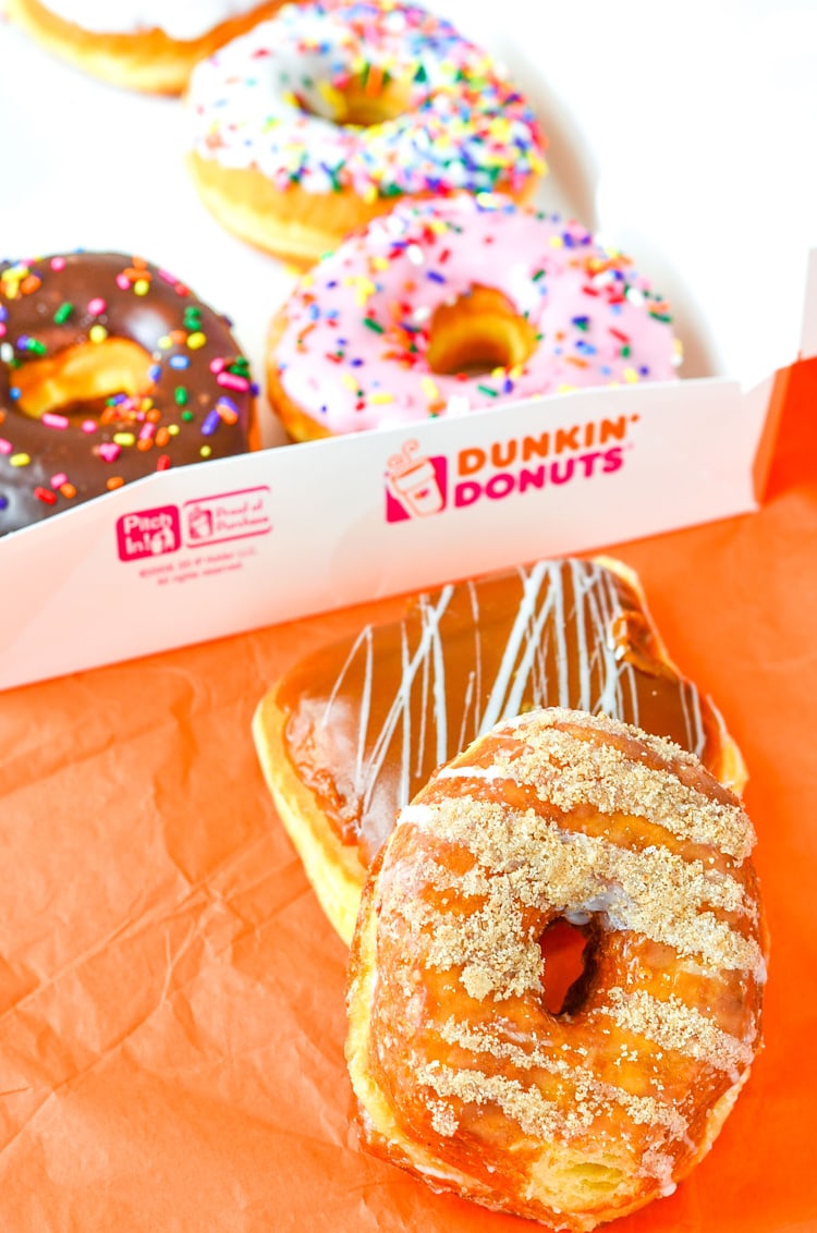 Mommy and Me Donut Date, spending time together and munching on tasty delicious donuts from Dunkin' Donuts.