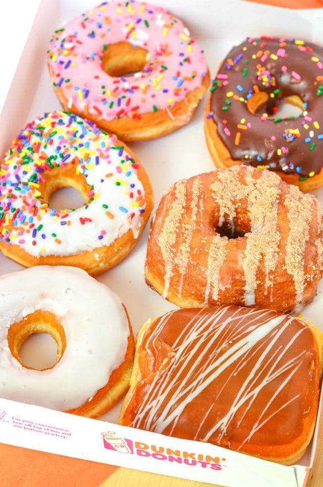 Mommy and Me Donut Date, spending time together and munching on tasty delicious donuts from Dunkin' Donuts.