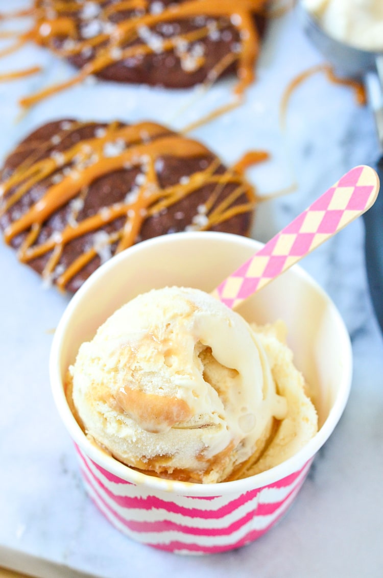 Easy Brownie Cookie Recipe plus ice cream for your summer parties and entertaining! These Brownie Cookies have a delicious drizzle of caramel and a sprinkle of sea salt.