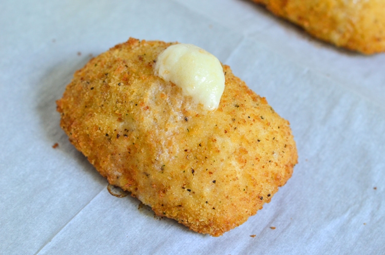 A delicious meal for the whole family to enjoy. Cook this entire meal in less than 40 minutes. Parmesan Garlic Butter Pasta with Barber Foods Chicken Cordon Bleu. Perfect for parties and entertaining.