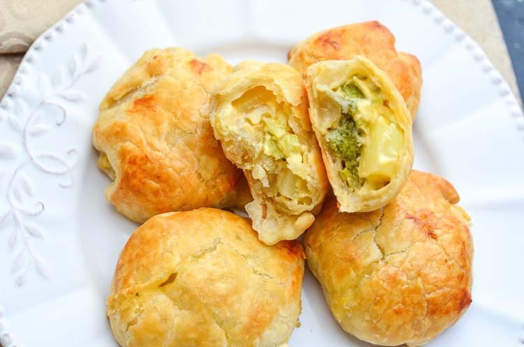 Broccoli Cheese Potato Mini Pies 