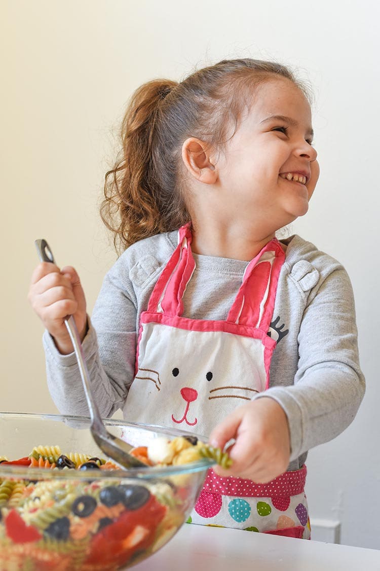 kid friendly recipe pasta salad with Italian dressing