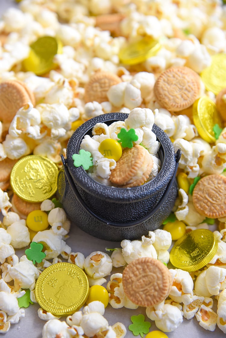 st patrick's day snack mix