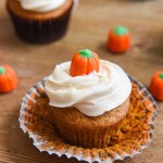 Pumpkin Cupcakes Recipes with Cream Cheese Frosting