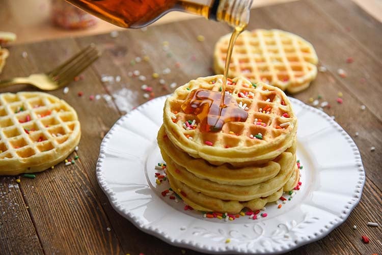 Easy Homemade Waffles Recipe for a fun family breakfast! Thick, crispy, fluffy, waffles at home! (syrup drizzle)