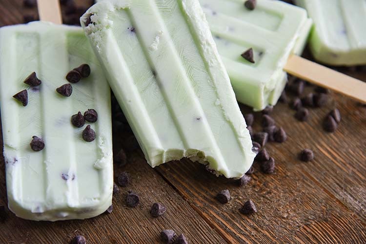 Mint Chocolate Chip Popsicles Bite