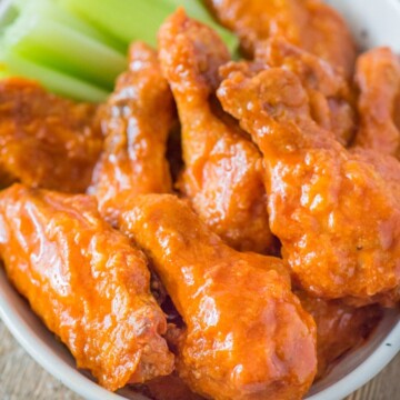 baked hot wings