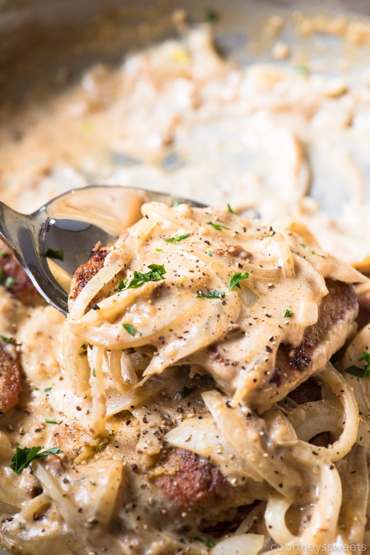 how to make smothered pork chops