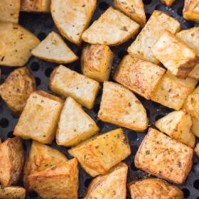 air fryer roasted potatoes