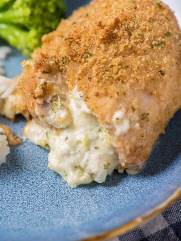broccoli and cheese stuffed chicken