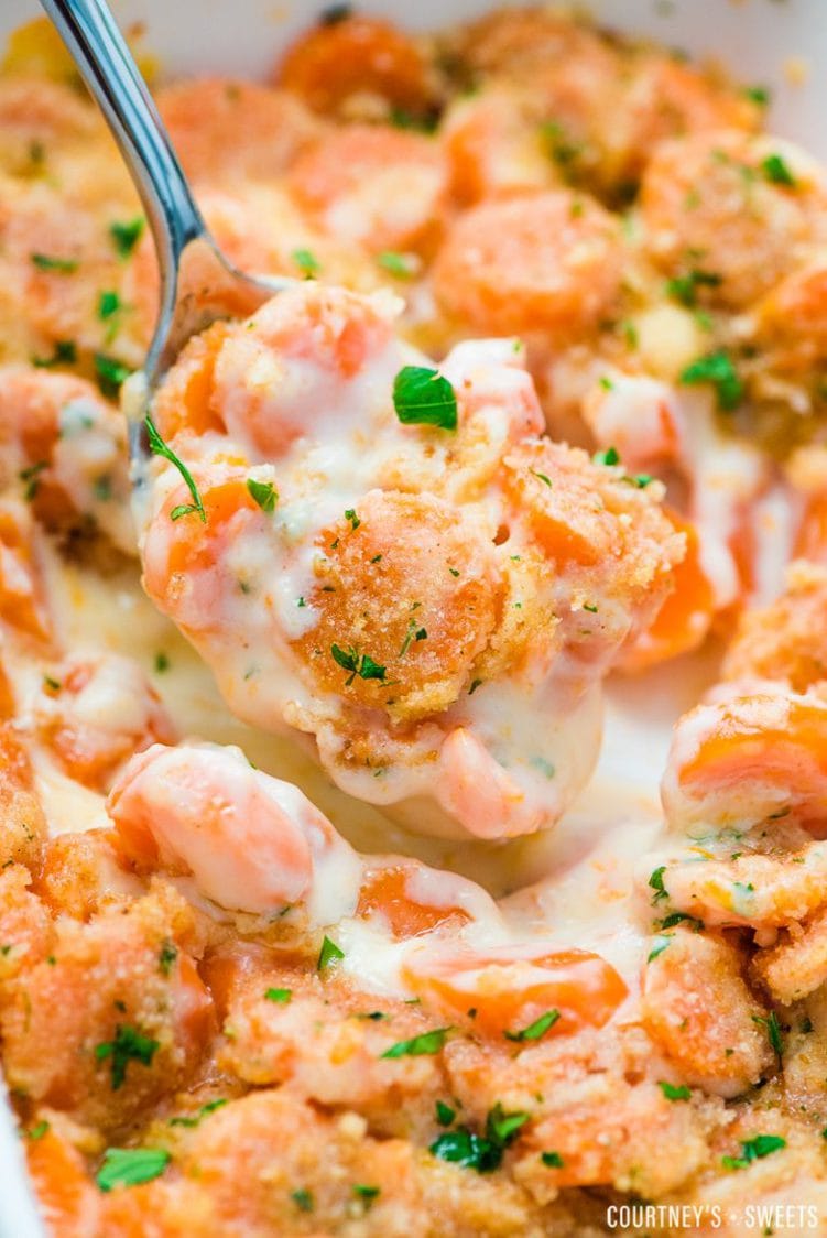 cheesy carrot casserole with bread crumb topping