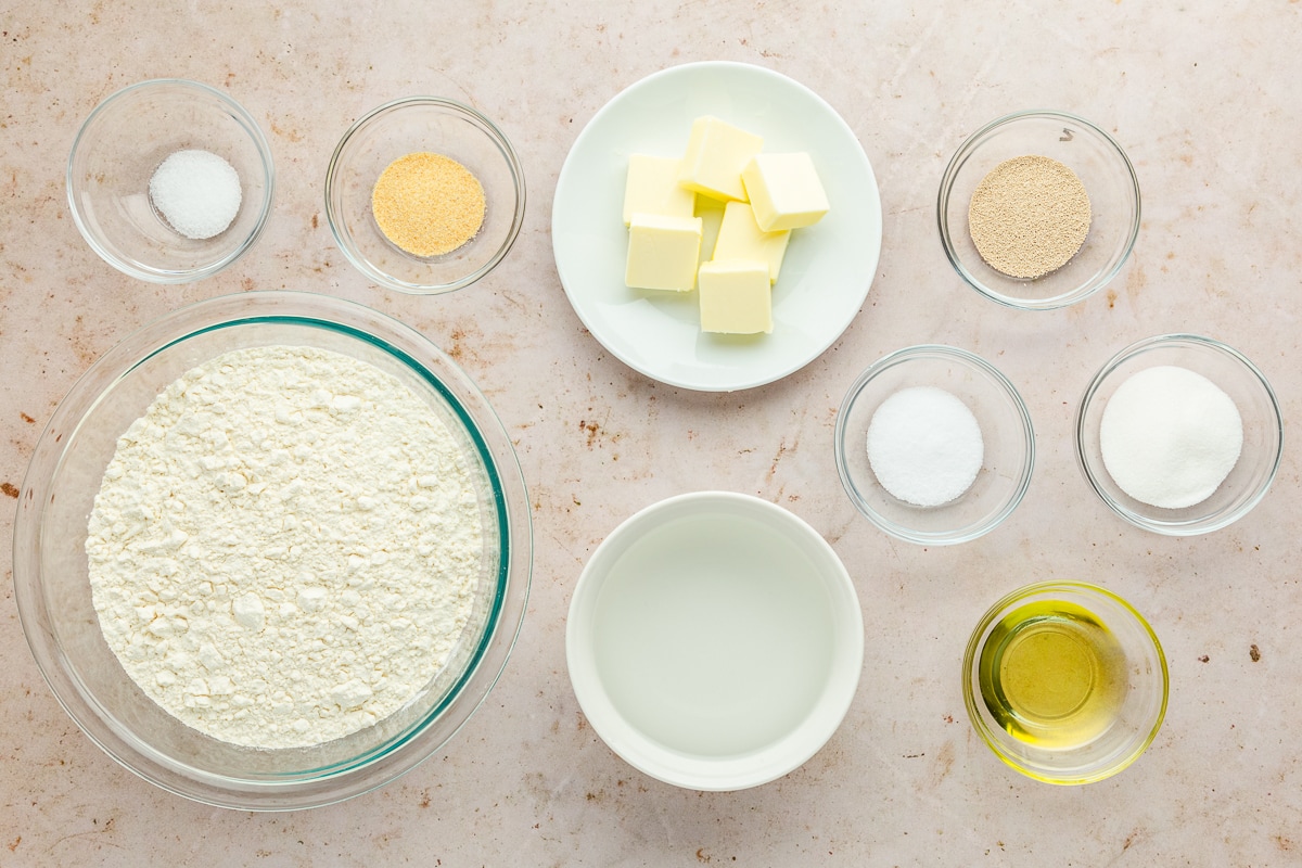 ingredients for copycat olive garden breadsticks.