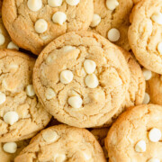 white chocolate chip cookies