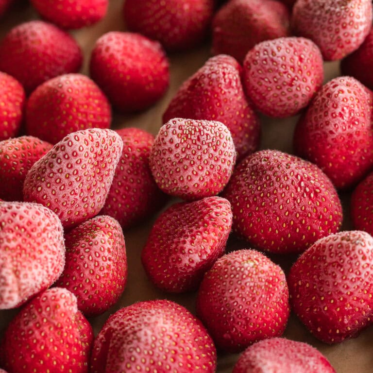 How to Freeze Strawberries